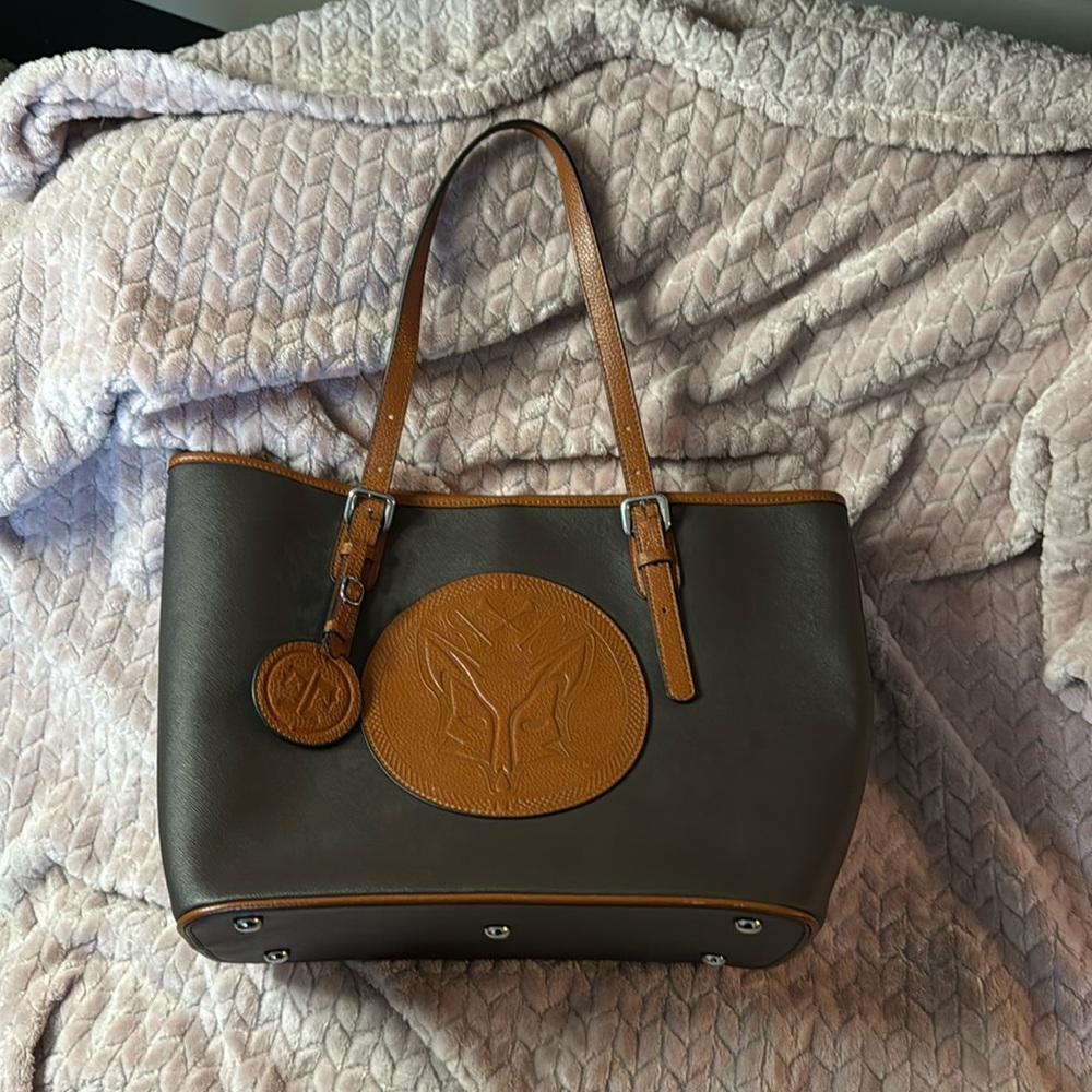 Tucker Tweed Equestrian James River Carry All Bag